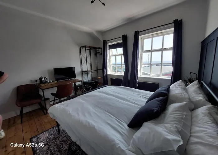 Londonderrys Bar And Accommodation
